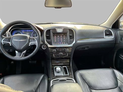 Used 2016 Chrysler 300 Limited w/ 300 Premium Group image 16