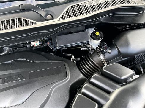 Used 2022 Honda Pilot Elite image 33