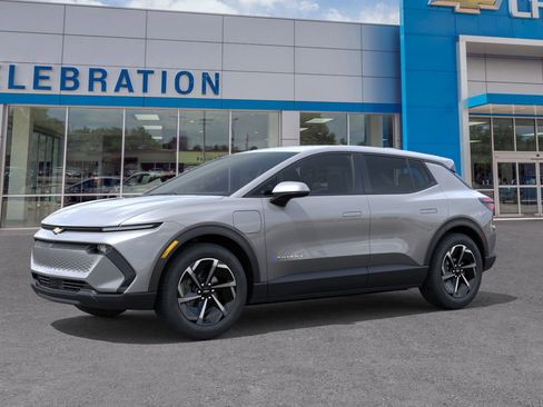 New 2026 Chevrolet Equinox EV LT image 2