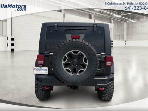 Used 2016 Jeep Wrangler Unlimited Rubicon AWD/4WD image 4