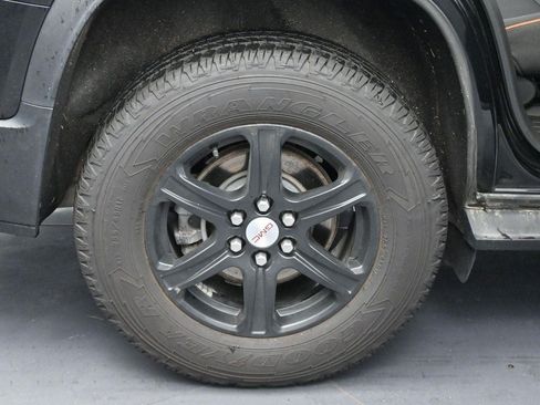 Used 2023 GMC Acadia AT4 AWD/4WD image 39