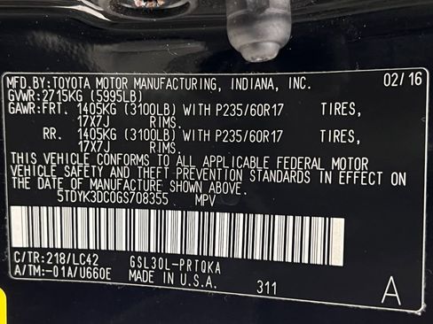 Used 2016 Toyota Sienna XLE w/ Protection Package FWD image 23