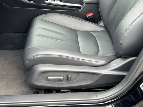 Used 2023 Acura Integra image 11