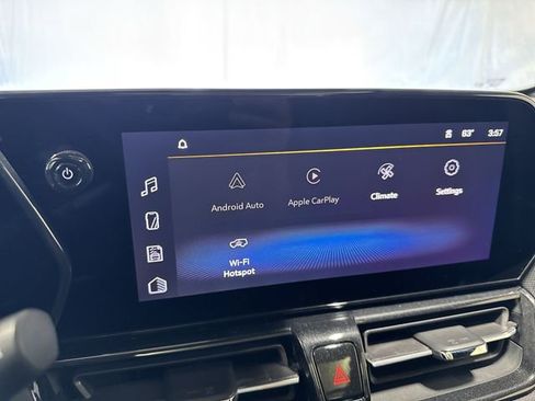 Used 2025 Chevrolet TrailBlazer RS w/ Convenience Package FWD image 18