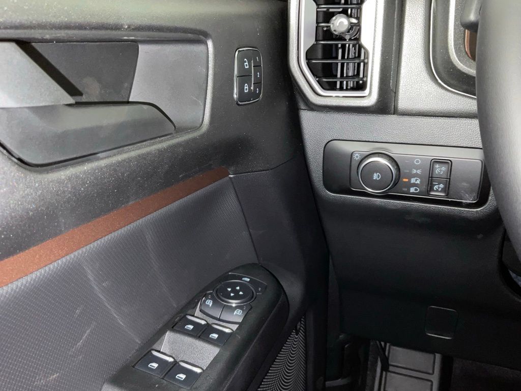 New 2026 Ford Bronco Sport Outer Banks w/ Outer Banks Tech Package+ AWD/4WD image 20