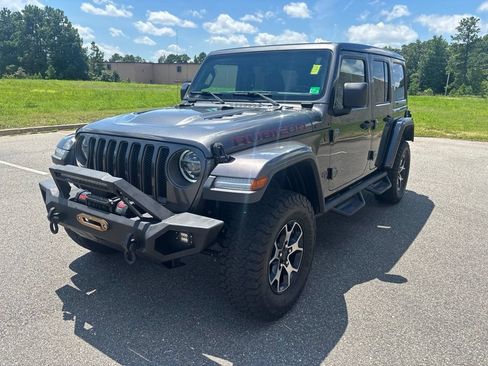 Used 2019 Jeep Wrangler Unlimited Rubicon w/ LED Lighting Group AWD/4WD image 3