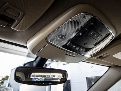 Used 2020 Jeep Grand Cherokee Limited image 31