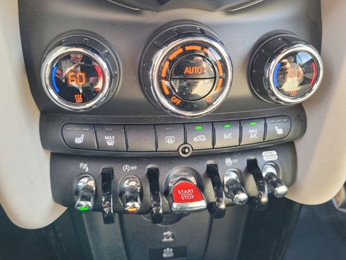 Used 2023 MINI Cooper S image 24