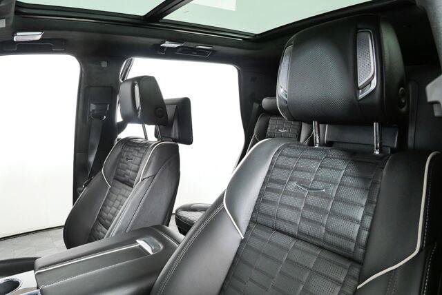 Certified 2026 Cadillac Escalade Platinum Sport w/ LPO, ONYX Package AWD/4WD image 6