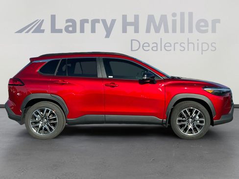 Certified 2026 Toyota Corolla Cross XLE image 6