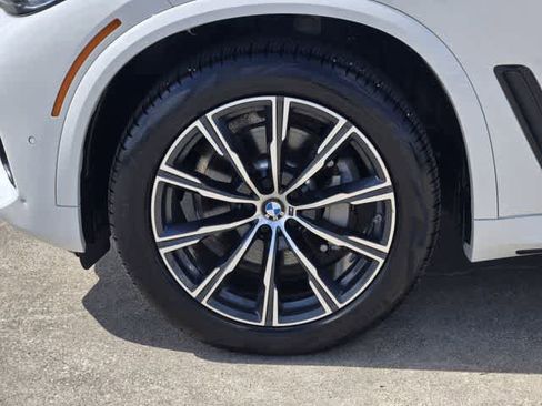 Used 2020 BMW X5 sDrive40i w/ M Sport Package image 8