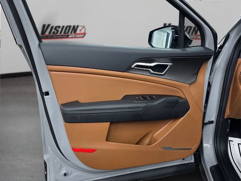 New 2026 Kia Sportage X-Line w/ X-Line Premium Package AWD/4WD image 16