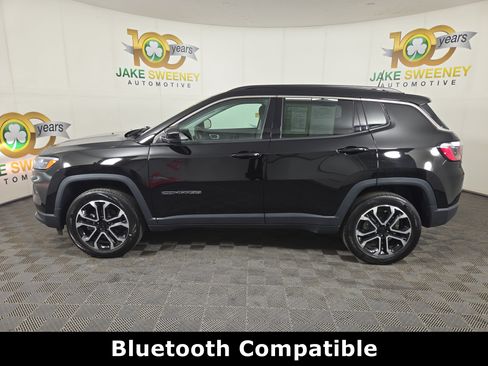 Certified 2022 Jeep Compass Limited AWD/4WD image 6