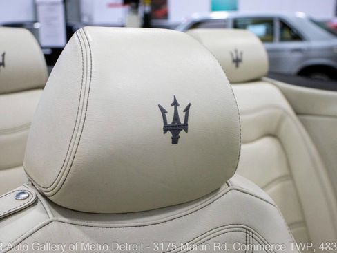 Used 2012 Maserati GranTurismo Sport image 35