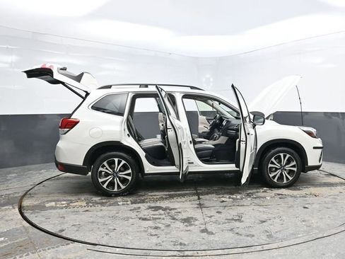 Used 2021 Subaru Forester Limited image 45