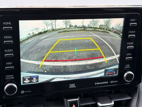 Used 2022 Toyota Corolla Cross XLE image 19