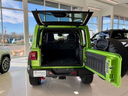 New 2026 Jeep Wrangler Unlimited Rubicon w/ Safety Group image 4