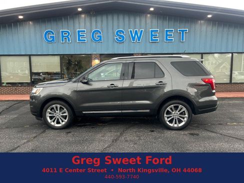 Used 2018 Ford Explorer XLT w/ Equipment Group 202A AWD/4WD image 1