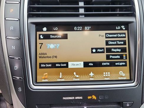 Used 2017 Lincoln MKX Select w/ Select Plus Package FWD image 13