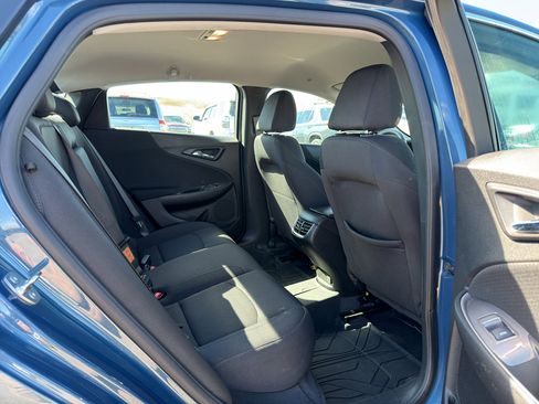 Used 2025 Chevrolet Malibu LT FWD image 28