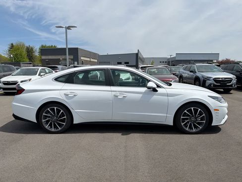 Used 2023 Hyundai Sonata Limited FWD image 14