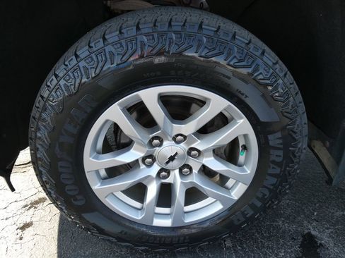 Certified 2021 Chevrolet Silverado 1500 RST w/ Z71 Off-Road Package AWD/4WD image 10