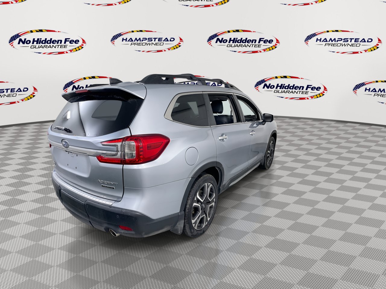 Used 2023 Subaru Ascent Touring AWD/4WD image 9