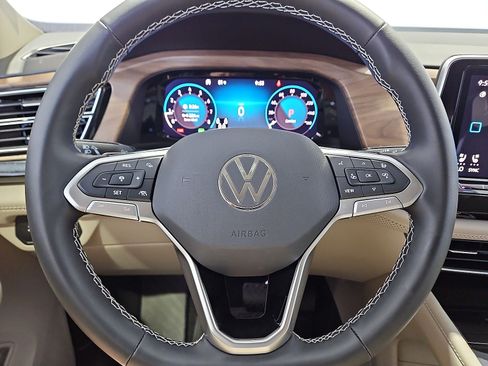 Used 2026 Volkswagen Atlas SE FWD image 21