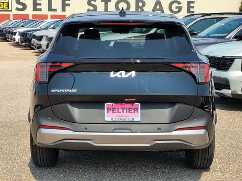 New 2026 Kia Sportage LX w/ LX Convenience Package FWD image 4