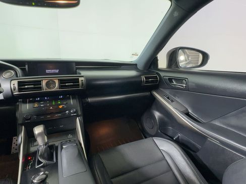 Used 2014 Lexus IS 250 image 28