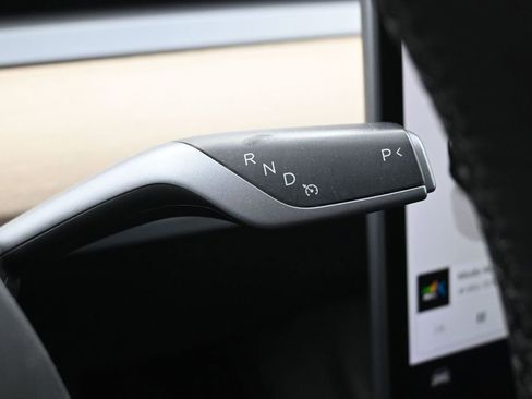 Used 2023 Tesla Model 3 Standard Range RWD image 19