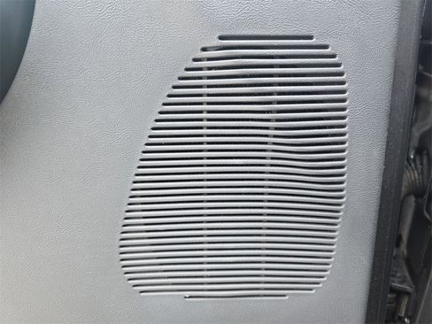 Used 2010 Ford Ranger XLT image 25