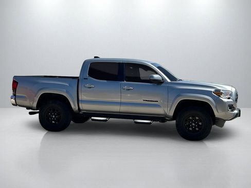 Used 2021 Toyota Tacoma SR5 image 4