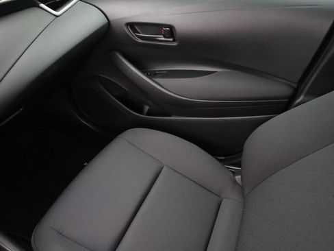 Used 2026 Toyota Corolla LE FWD image 10