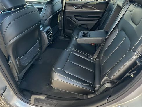 New 2025 Jeep Grand Cherokee Limited w/ Trailer Tow Package image 24