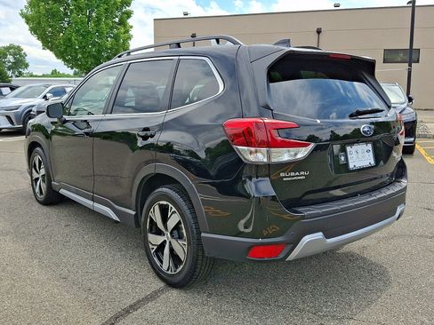 Used 2021 Subaru Forester Touring AWD/4WD image 4