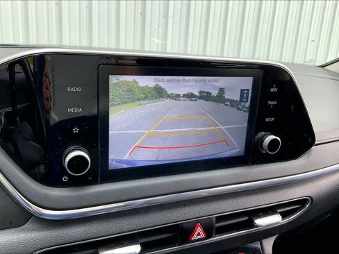 Used 2020 Hyundai Sonata SEL w/ Convenience + Sunroof Package FWD image 19