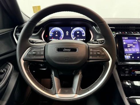 New 2026 Jeep Grand Cherokee L Laredo AWD/4WD image 16
