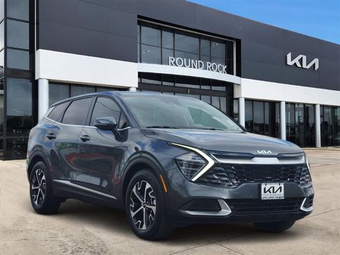 Certified 2024 Kia Sportage EX image 3