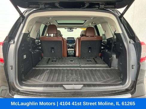 Used 2019 Subaru Ascent Touring w/ Popular Package #3 AWD/4WD image 11