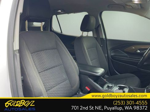 Used 2021 GMC Terrain SLE w/ Elevation Edition image 28