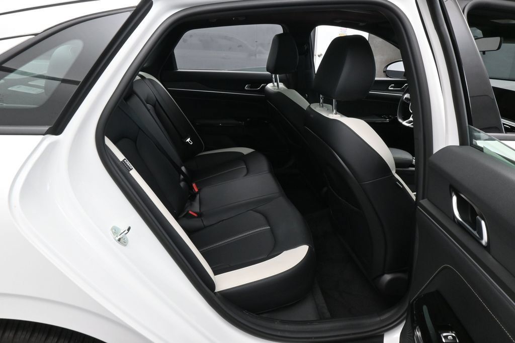 Used 2026 Kia K5 GT-Line w/ GT-Line Premium Package FWD image 43