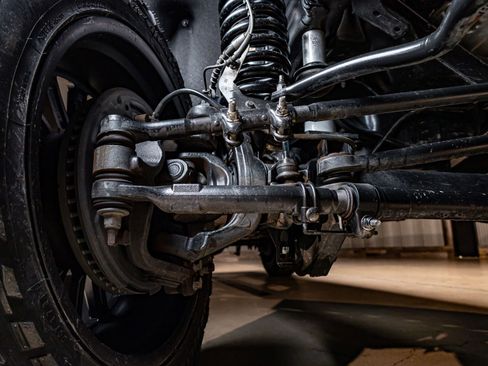 Used 2023 Ford F250 Lariat w/ Sport Appearance Package image 13