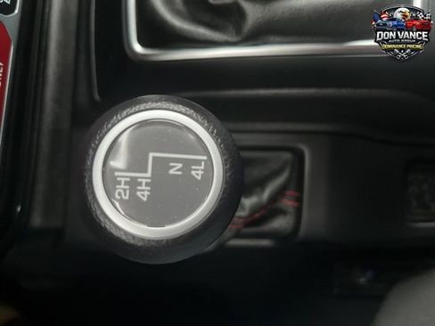 Used 2023 Jeep Wrangler Unlimited Rubicon w/ LED Lighting Group AWD/4WD image 23