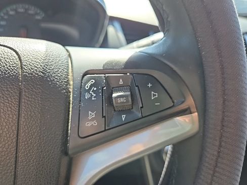 Used 2018 Chevrolet Trax LT w/ LT Convenience Package AWD/4WD image 13