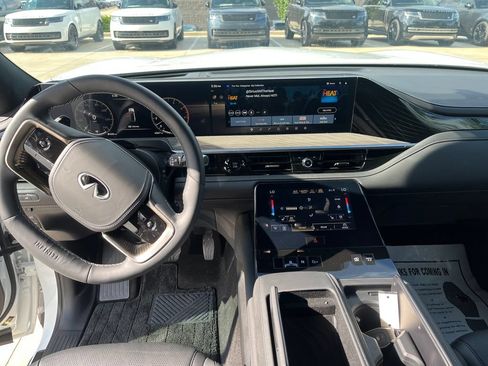 Used 2026 INFINITI QX80 Autograph AWD/4WD image 10