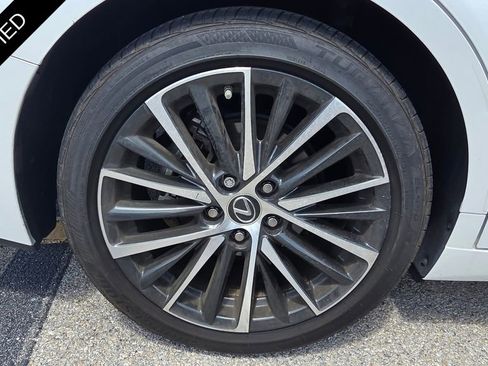 Used 2024 Lexus ES 350 w/ Premium Package FWD image 10