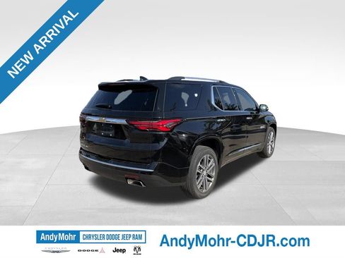 Used 2023 Chevrolet Traverse High Country w/ LPO, Floor Liner Package AWD/4WD image 7