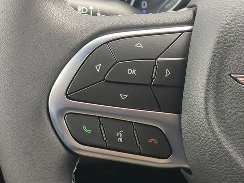 New 2026 Chrysler Voyager LX image 30