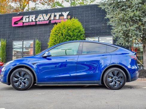 Used 2024 Tesla Model Y Long Range image 7